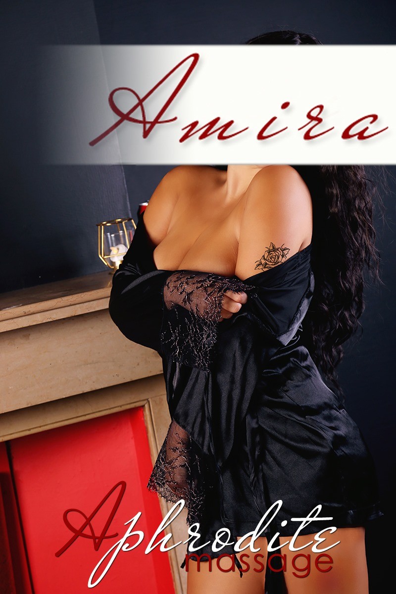 Amira masseuse tantrique et érotique.